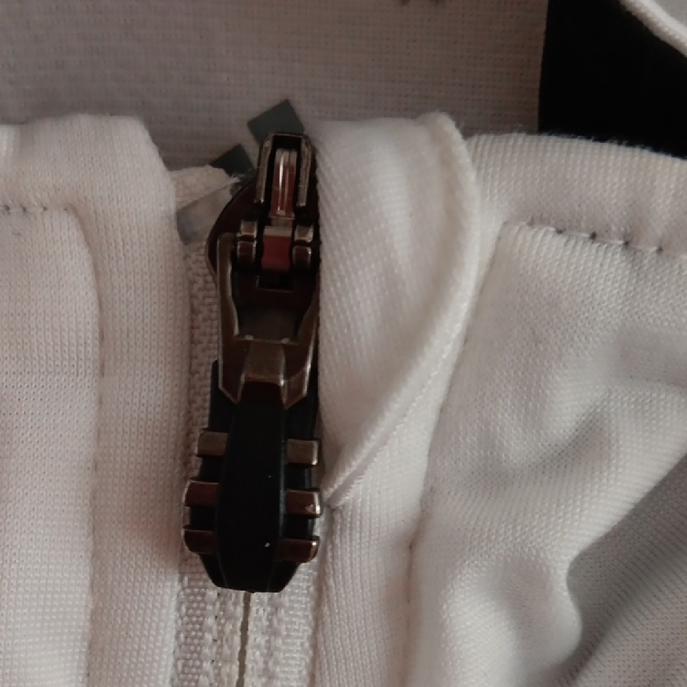 Adidas White and Black Lightweight Jacket with Athletic Cut - Picture 3 of 6